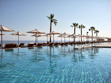 Boek je vakantie goedkoop naar Hotel The Royal Senses Resort in Panormo voor je zonvakantie naar Kreta